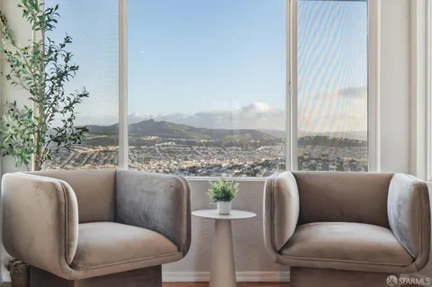$2,495,000 | 221 Cresta Vista Drive, San Francisco, CA 94127