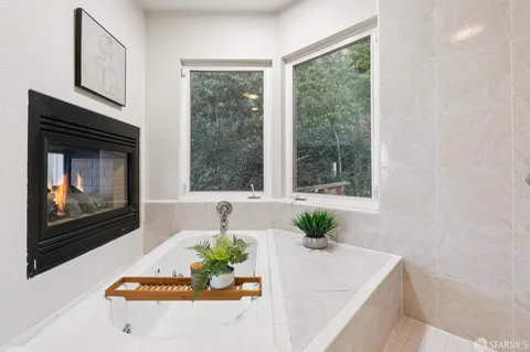 $2,495,000 | 221 Cresta Vista Drive, San Francisco, CA 94127