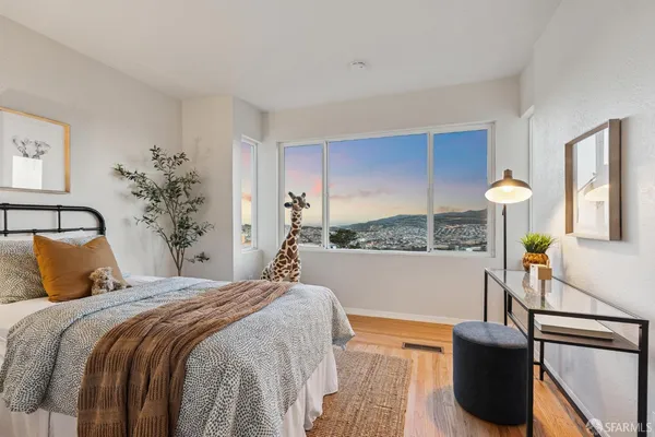 $1,995,000 | 221 Cresta Vista Drive, San Francisco, CA 94127