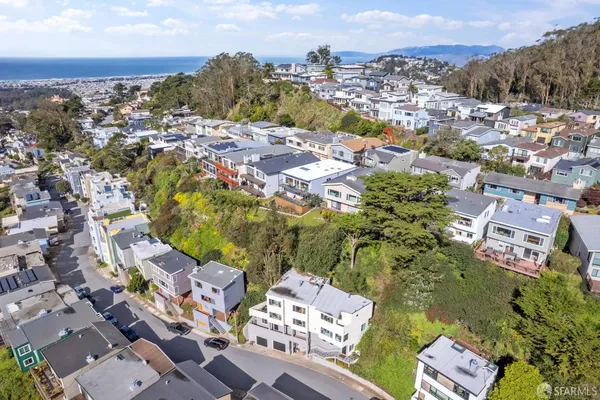 $1,995,000 | 221 Cresta Vista Drive, San Francisco, CA 94127