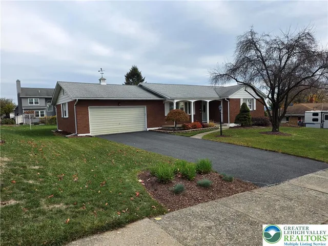 $350,000 | 233 Christmas Avenue, Bath, PA 18014
