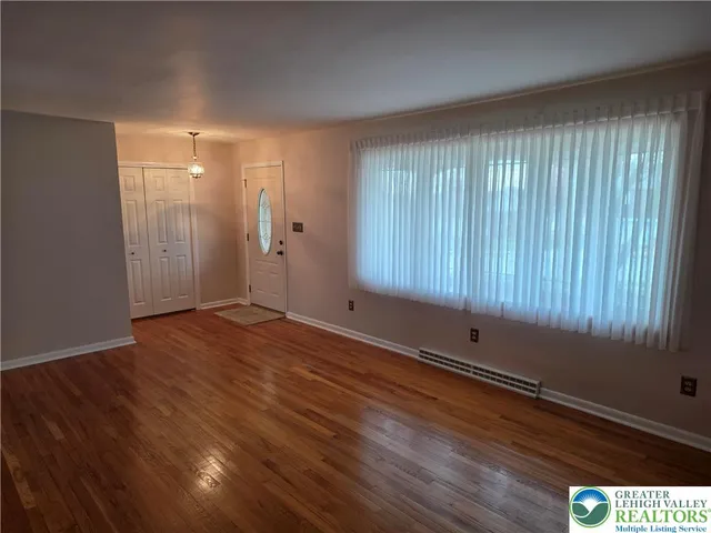 $350,000 | 233 Christmas Avenue, Bath, PA 18014