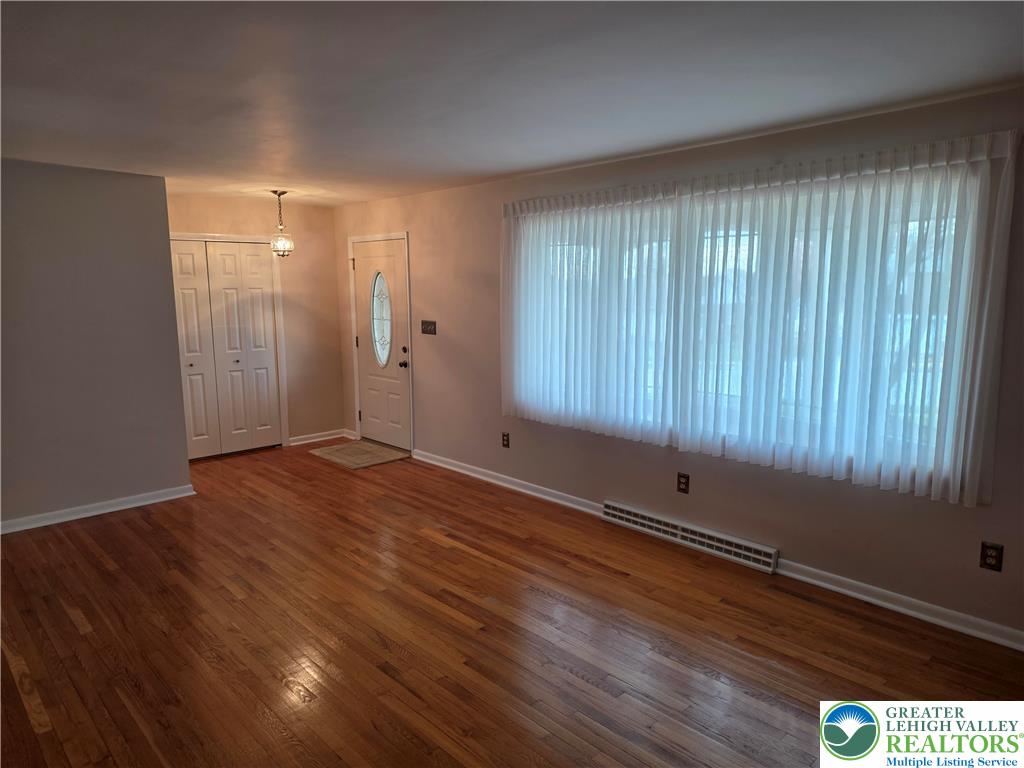 233 Christmas Avenue Bath, PA 18014 - Photo 11 of 42 Gallery Image 11