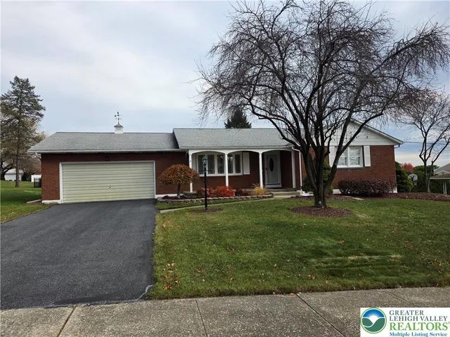 $350,000 | 233 Christmas Avenue, Bath, PA 18014