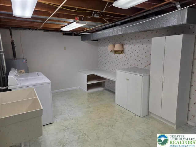 $350,000 | 233 Christmas Avenue, Bath, PA 18014