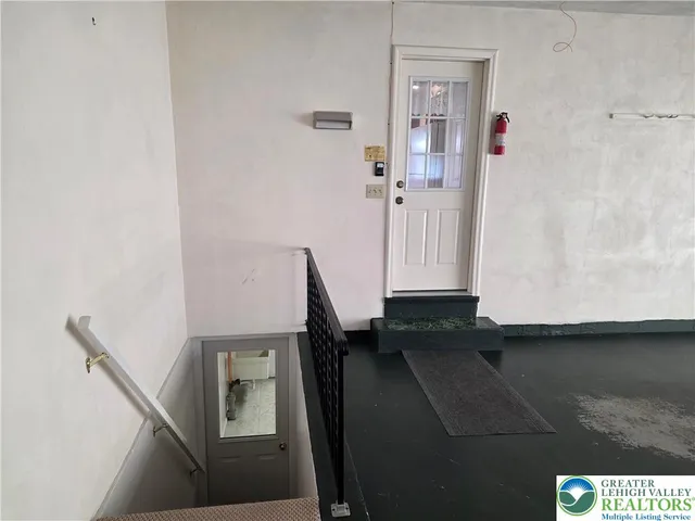 $350,000 | 233 Christmas Avenue, Bath, PA 18014