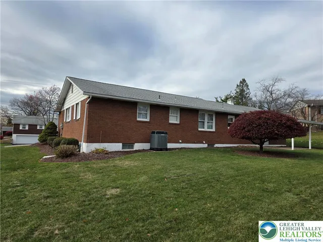 $350,000 | 233 Christmas Avenue, Bath, PA 18014