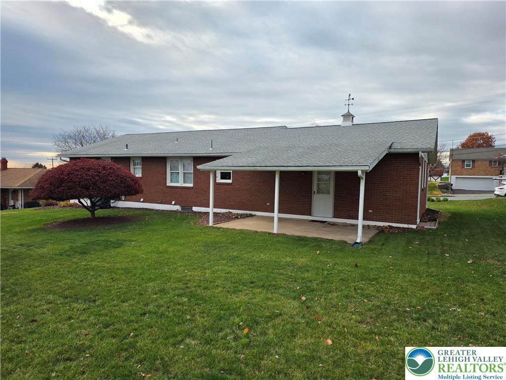 233 Christmas Avenue Bath, PA 18014 - Photo 7 of 42 Gallery Image 7