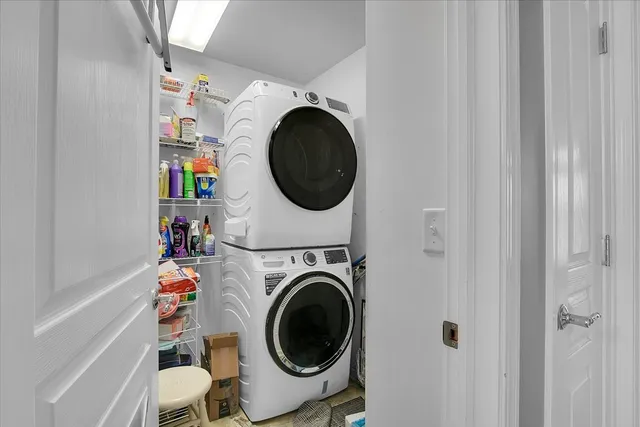 $269,900 | 1385 Crimson Lane, Yorkville, IL 60560