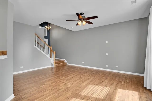 $269,900 | 1385 Crimson Lane, Yorkville, IL 60560