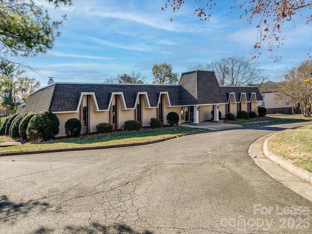 8358 Knights Bridge Road Charlotte, NC 28210 - Photo 27 of 37