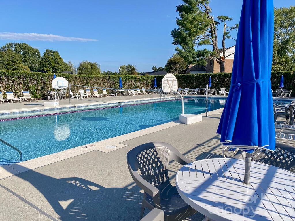 8358 Knights Bridge Road Charlotte, NC 28210 - Photo 33 of 37