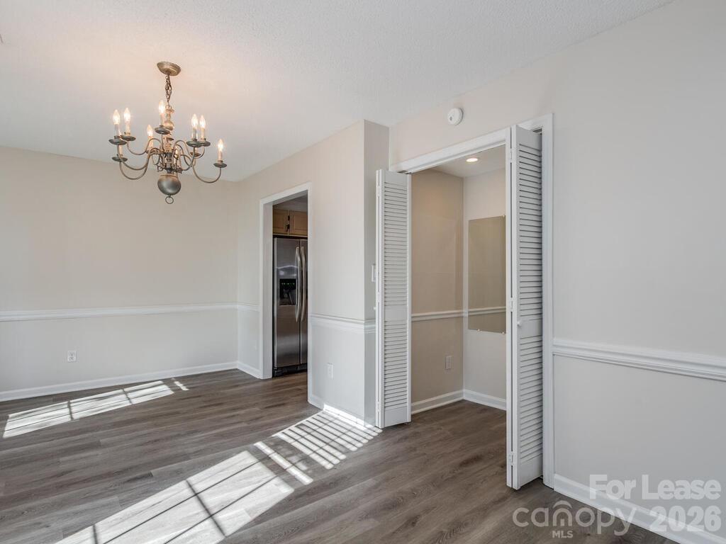 8358 Knights Bridge Road Charlotte, NC 28210 - Photo 5 of 37