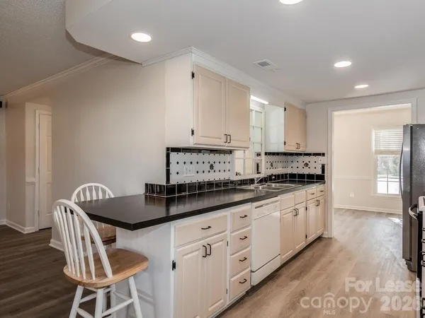 $2,150 | 8358 Knights Bridge Road, Charlotte, NC 28210