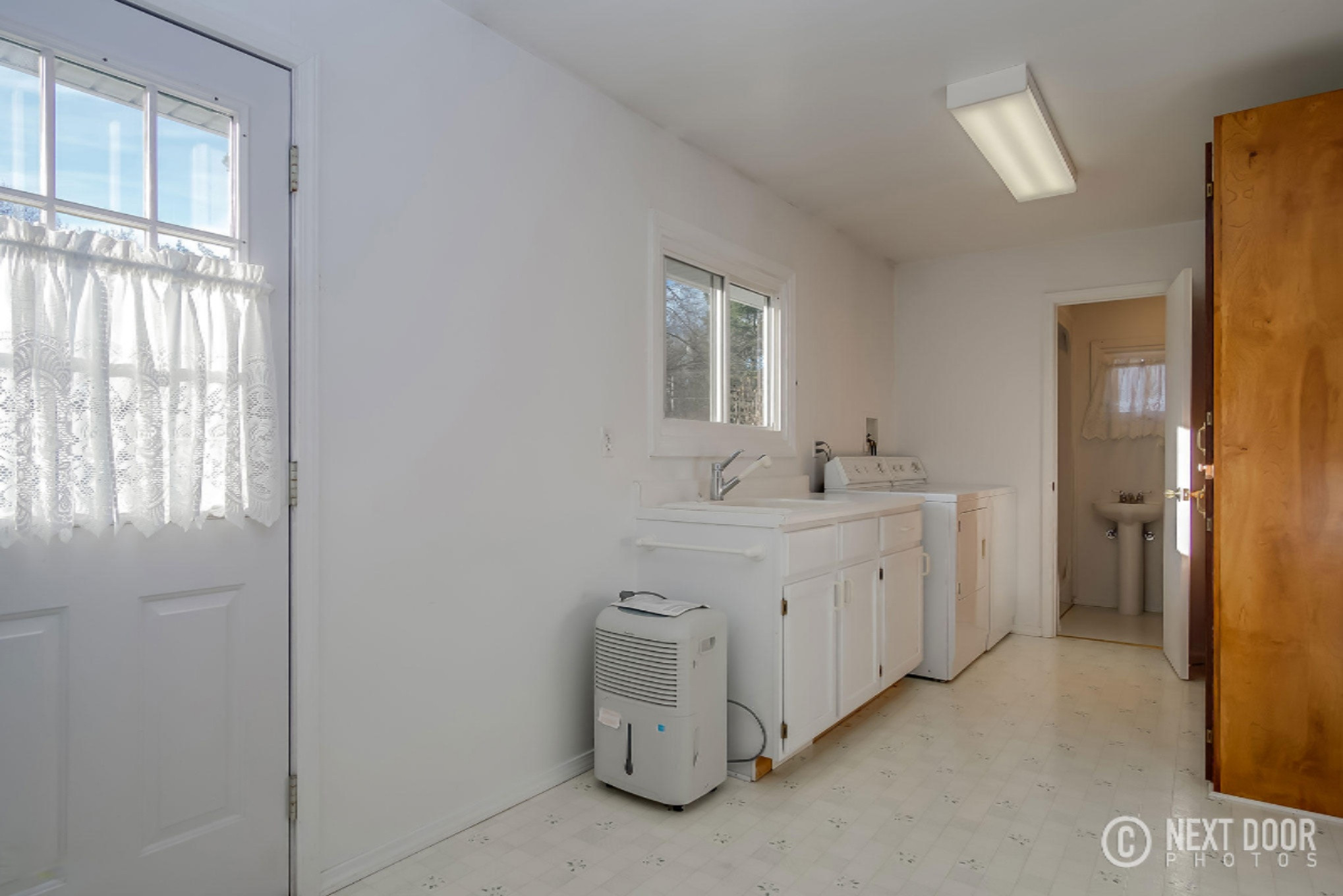 2361 East Hile Road Muskegon, MI 49444 - Photo 18 of 39 DSC07058_blended