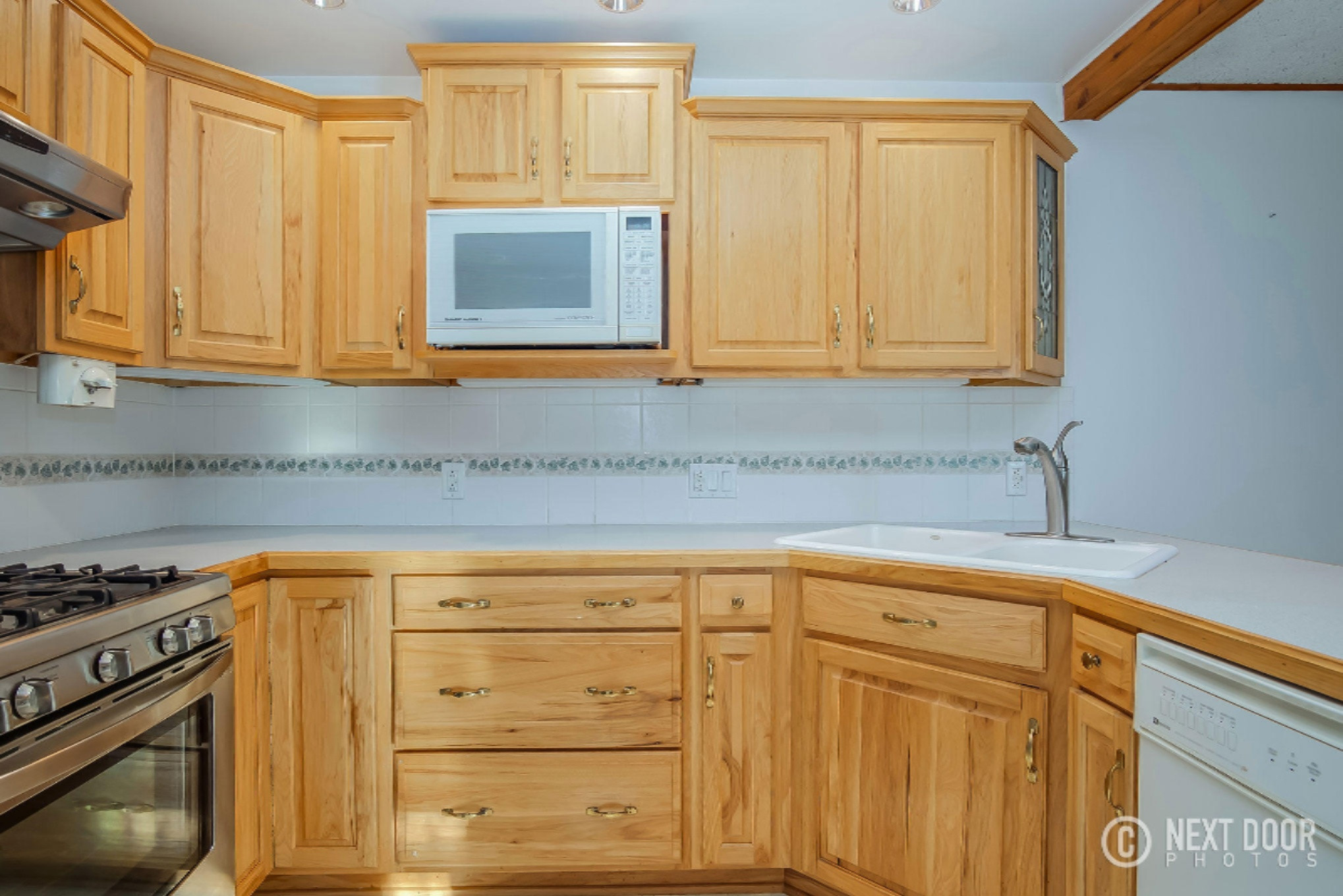 2361 East Hile Road Muskegon, MI 49444 - Photo 5 of 39 DSC07031_blended
