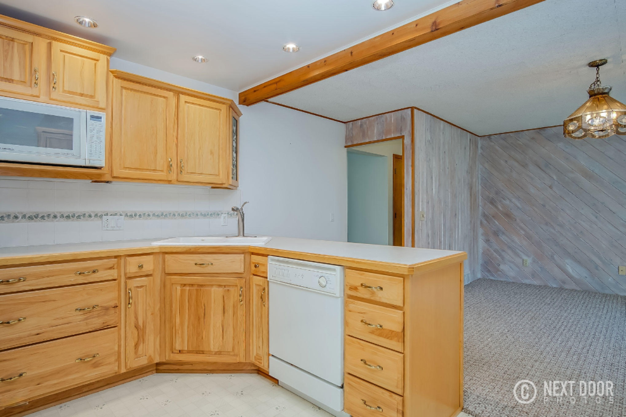 2361 East Hile Road Muskegon, MI 49444 - Photo 9 of 39 DSC07019_blended