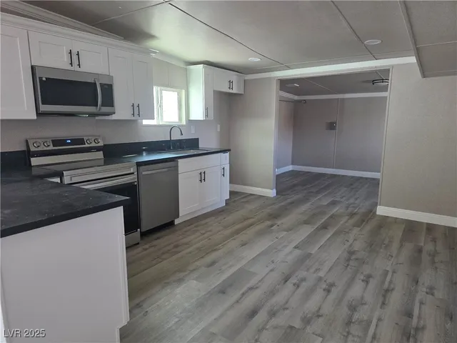 $1,400 | 1611 East Gamebird Road, Unit B, Pahrump, NV 89048