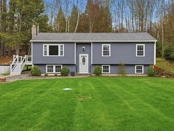 $429,999 | 522 Barre Road, Templeton, MA 01468