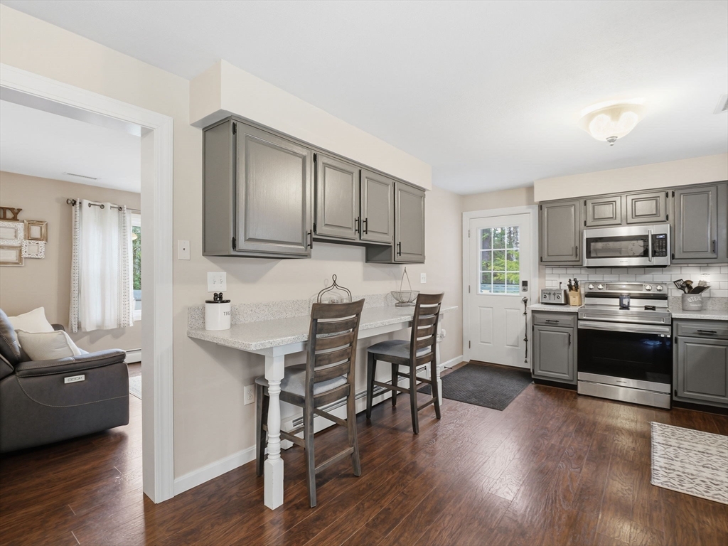 522 Barre Road Templeton, MA 01468 - Photo 13 of 42