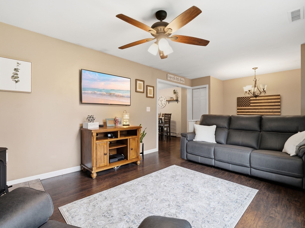 522 Barre Road Templeton, MA 01468 - Photo 17 of 42