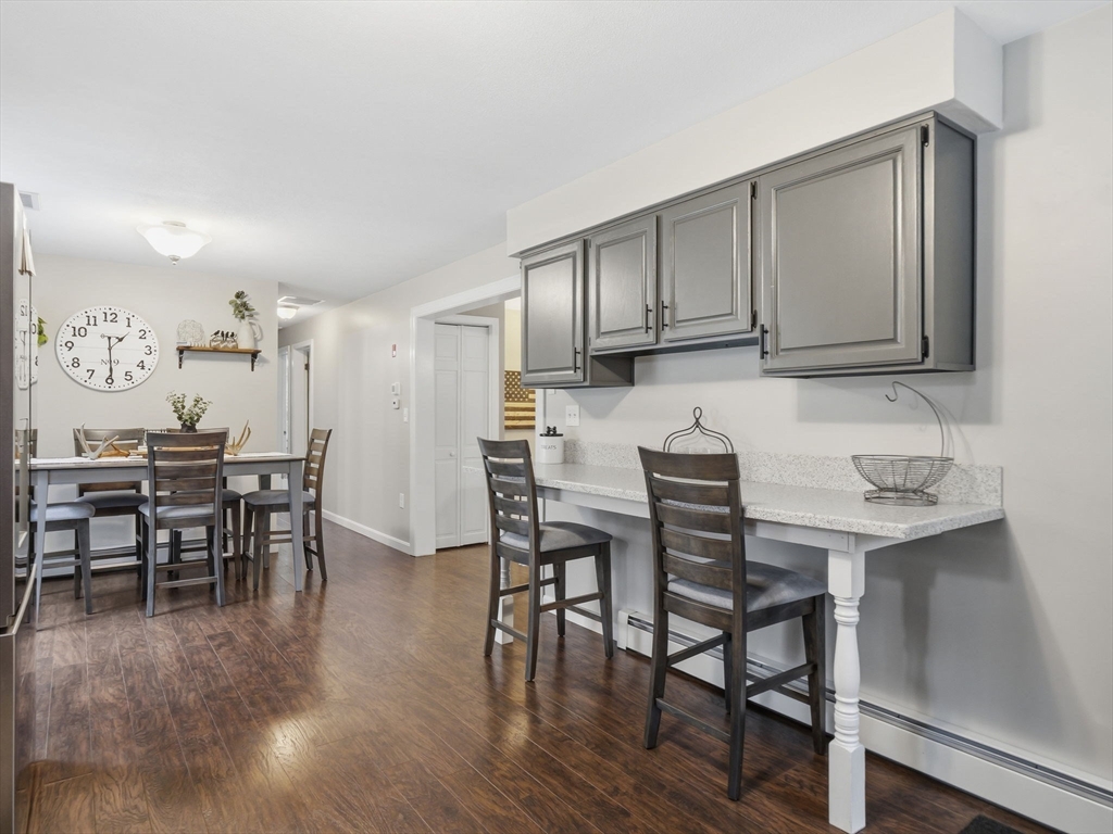 522 Barre Road Templeton, MA 01468 - Photo 7 of 42