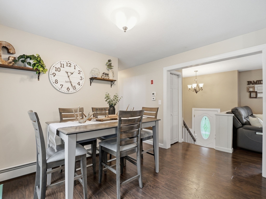 522 Barre Road Templeton, MA 01468 - Photo 10 of 42