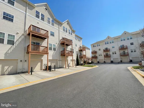 $525,000 | 42320 San Juan Terrace, Aldie, VA 20105