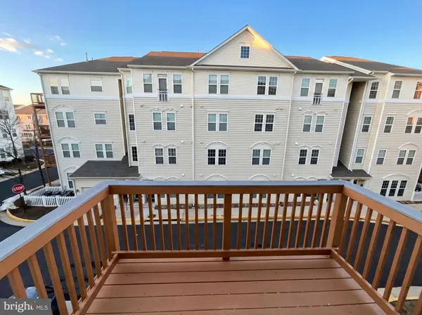 $525,000 | 42320 San Juan Terrace, Aldie, VA 20105