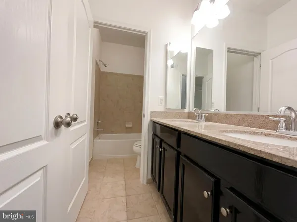 $525,000 | 42320 San Juan Terrace, Aldie, VA 20105