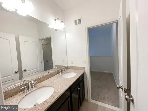 $525,000 | 42320 San Juan Terrace, Aldie, VA 20105