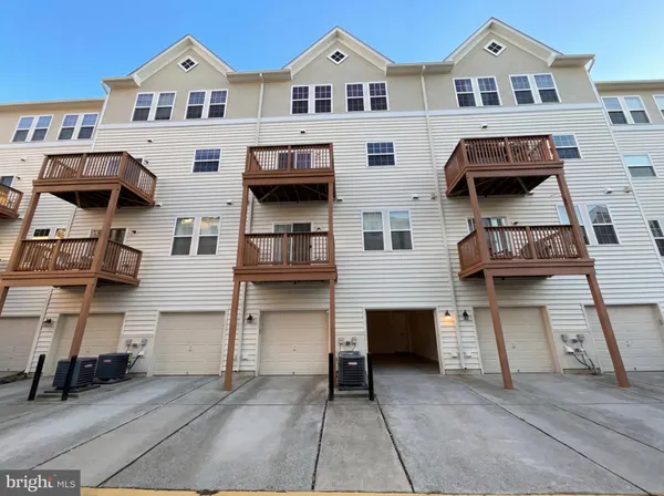 $525,000 | 42320 San Juan Terrace, Aldie, VA 20105