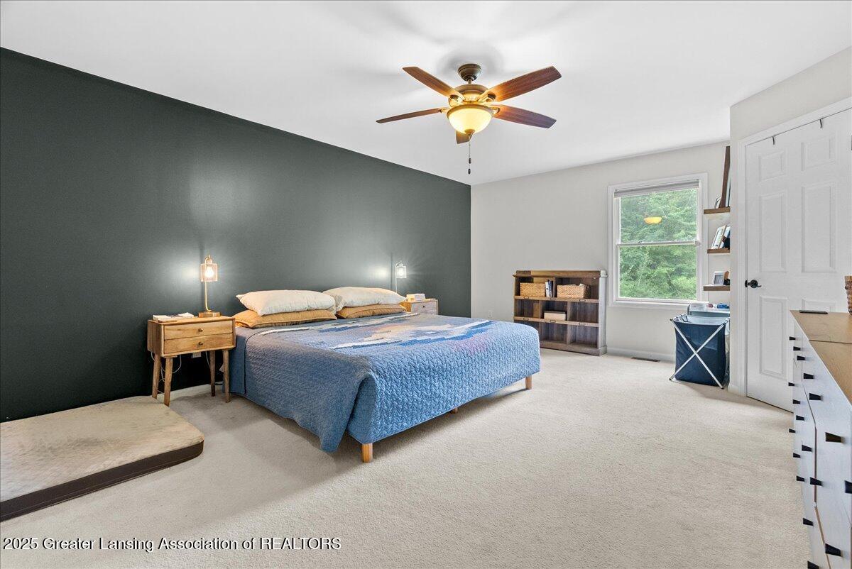 11985 Secluded Ridge Drive Byron, MI 48418 - Photo 21 of 39 30-Media Jett - 27