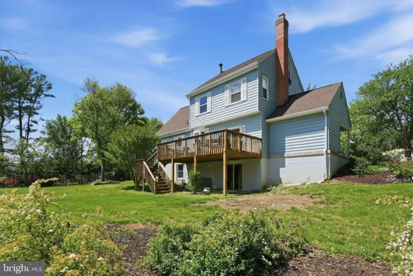 $899,999 | 7 Pitt Court, Rockville, MD 20850