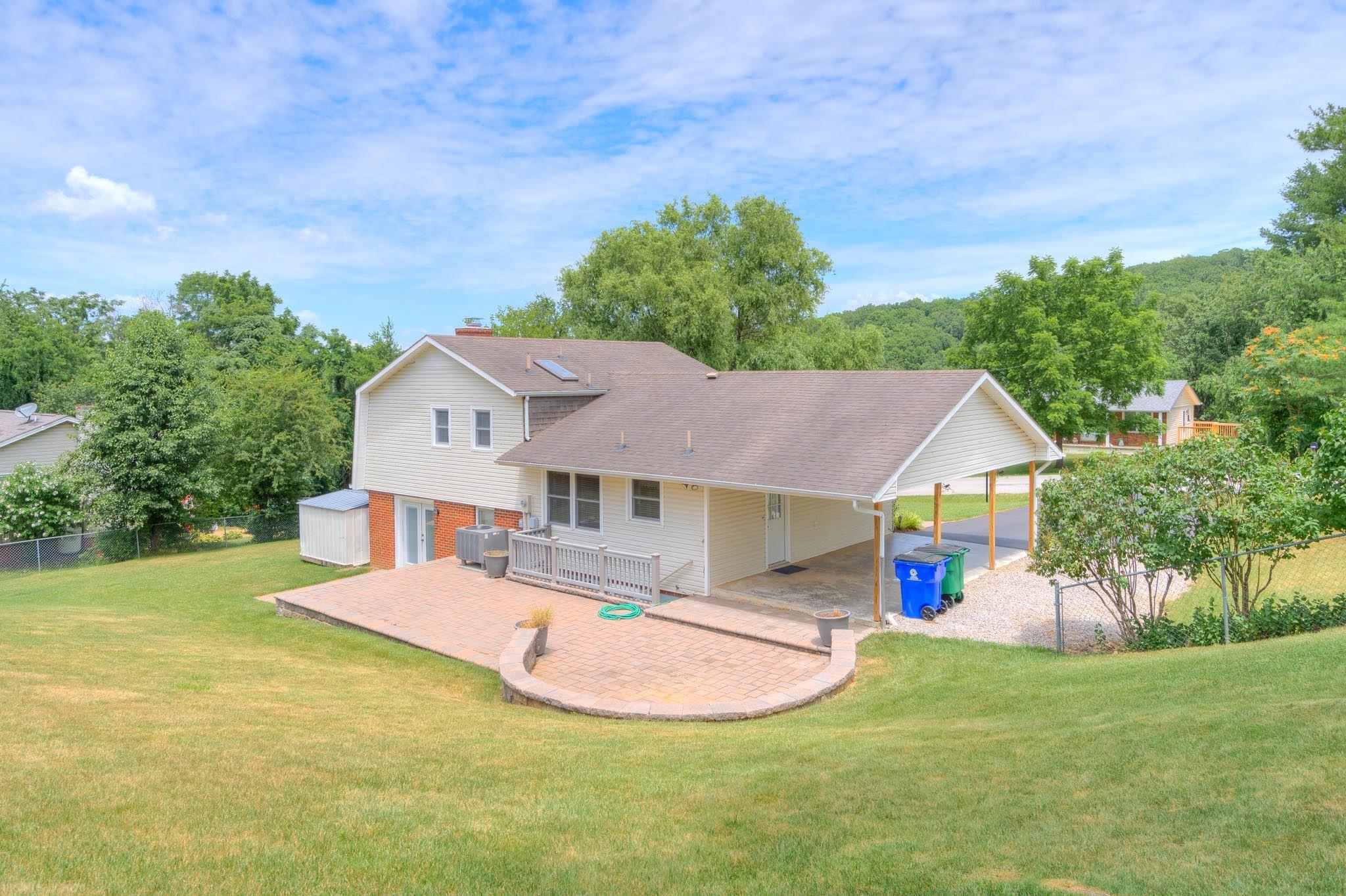 475 Reading Road Christiansburg, VA 24073 - Photo 9 of 45 Gallery Image 9