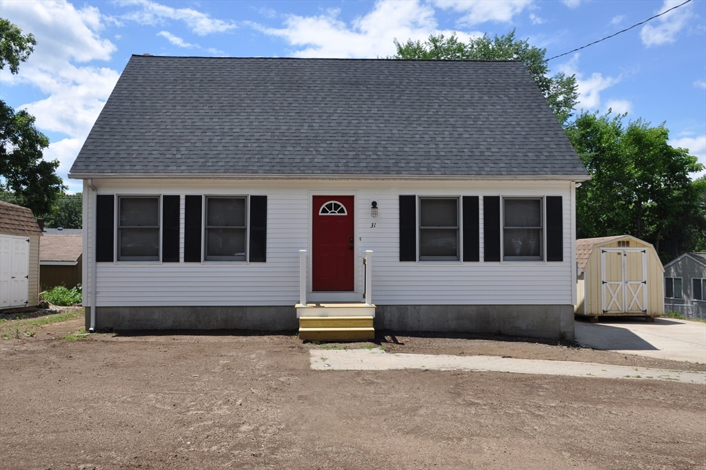 31 Crawford Circle Springfield, MA 01108 - Photo 2 of 41