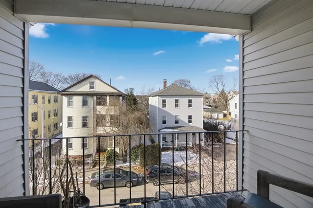 $1,850,000 | 17 Fairbanks Street, Worcester, MA 01610