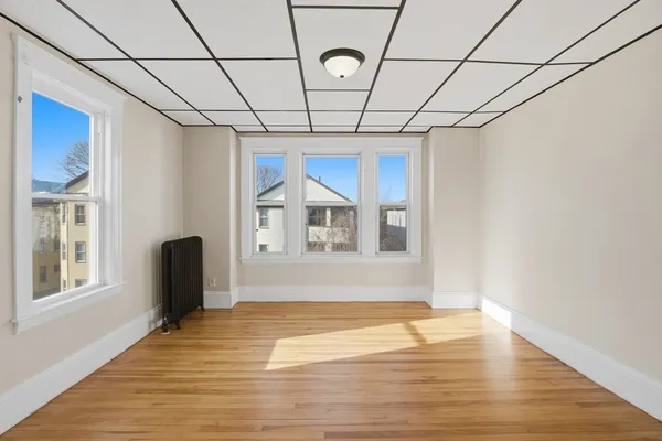 $1,850,000 | 17 Fairbanks Street, Worcester, MA 01610