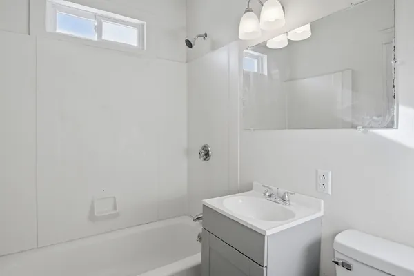 $1,850,000 | 17 Fairbanks Street, Worcester, MA 01610