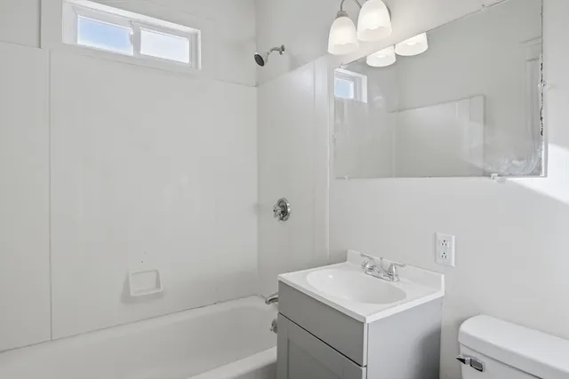 $1,850,000 | 17 Fairbanks Street, Worcester, MA 01610