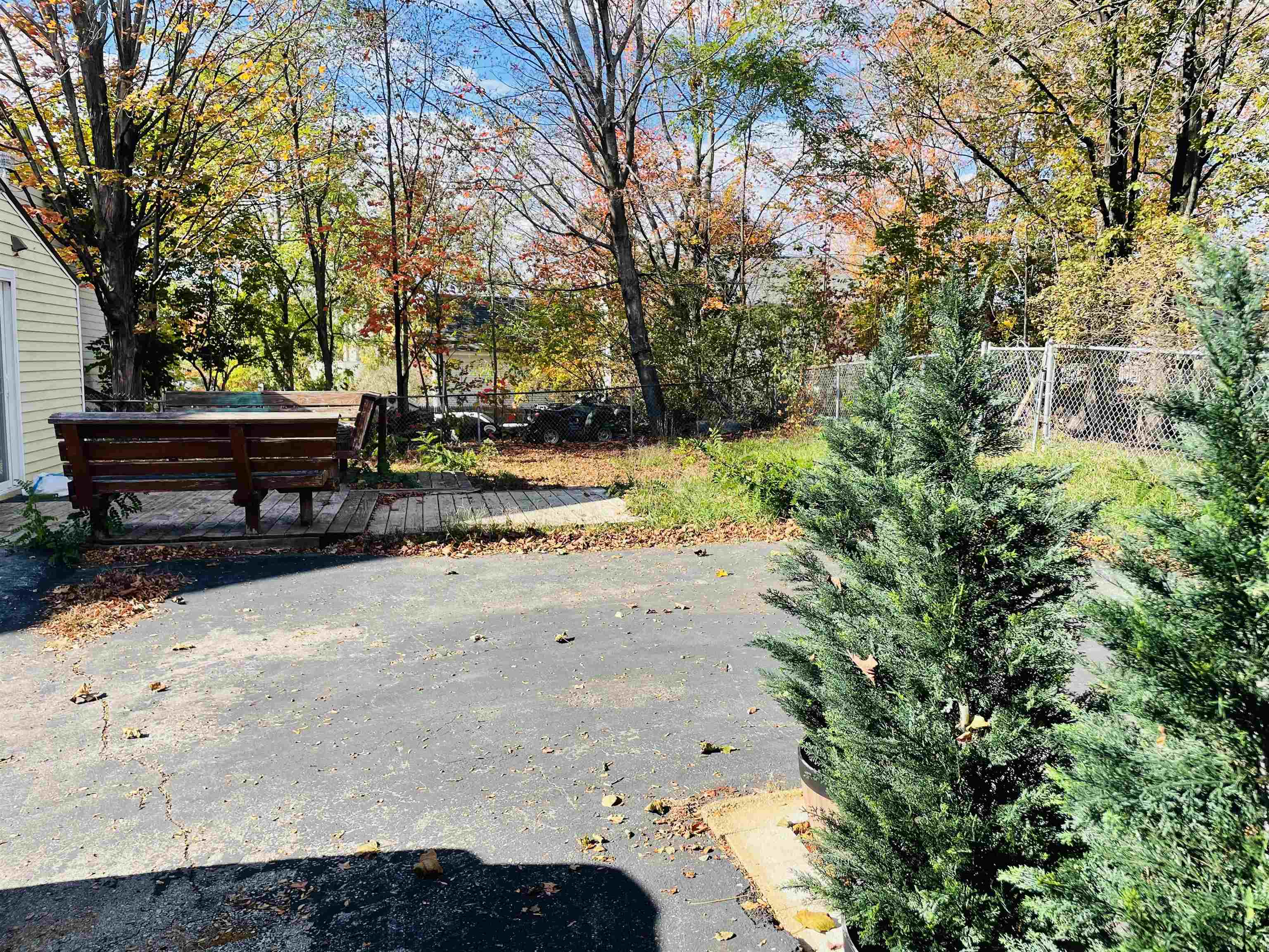 17 Arch Street Laconia, NH 03246 - Photo 34 of 41