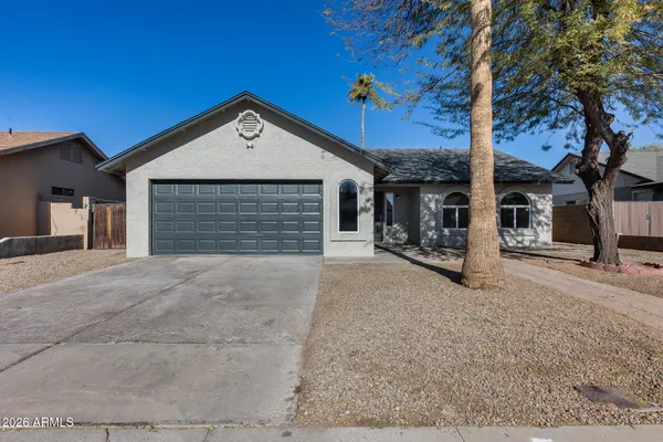 $2,100 | 6934 West McLellan Road, Glendale, AZ 85303