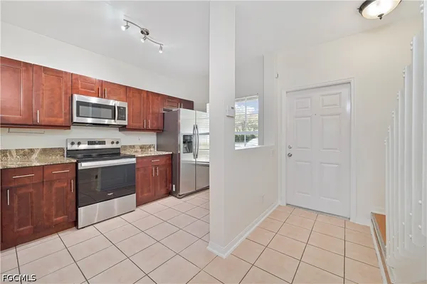 $1,575 | Undisclosed Address, Fort Myers, FL 33966