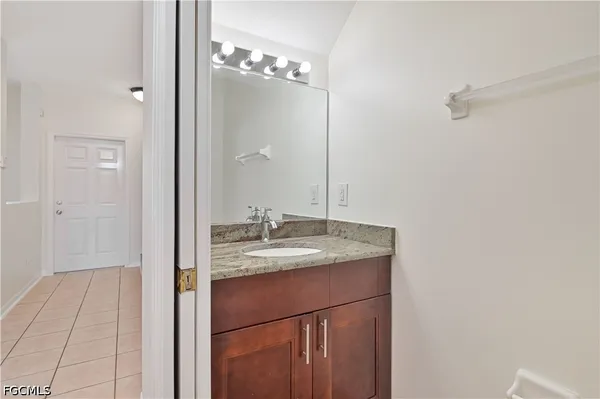 $1,575 | Undisclosed Address, Fort Myers, FL 33966