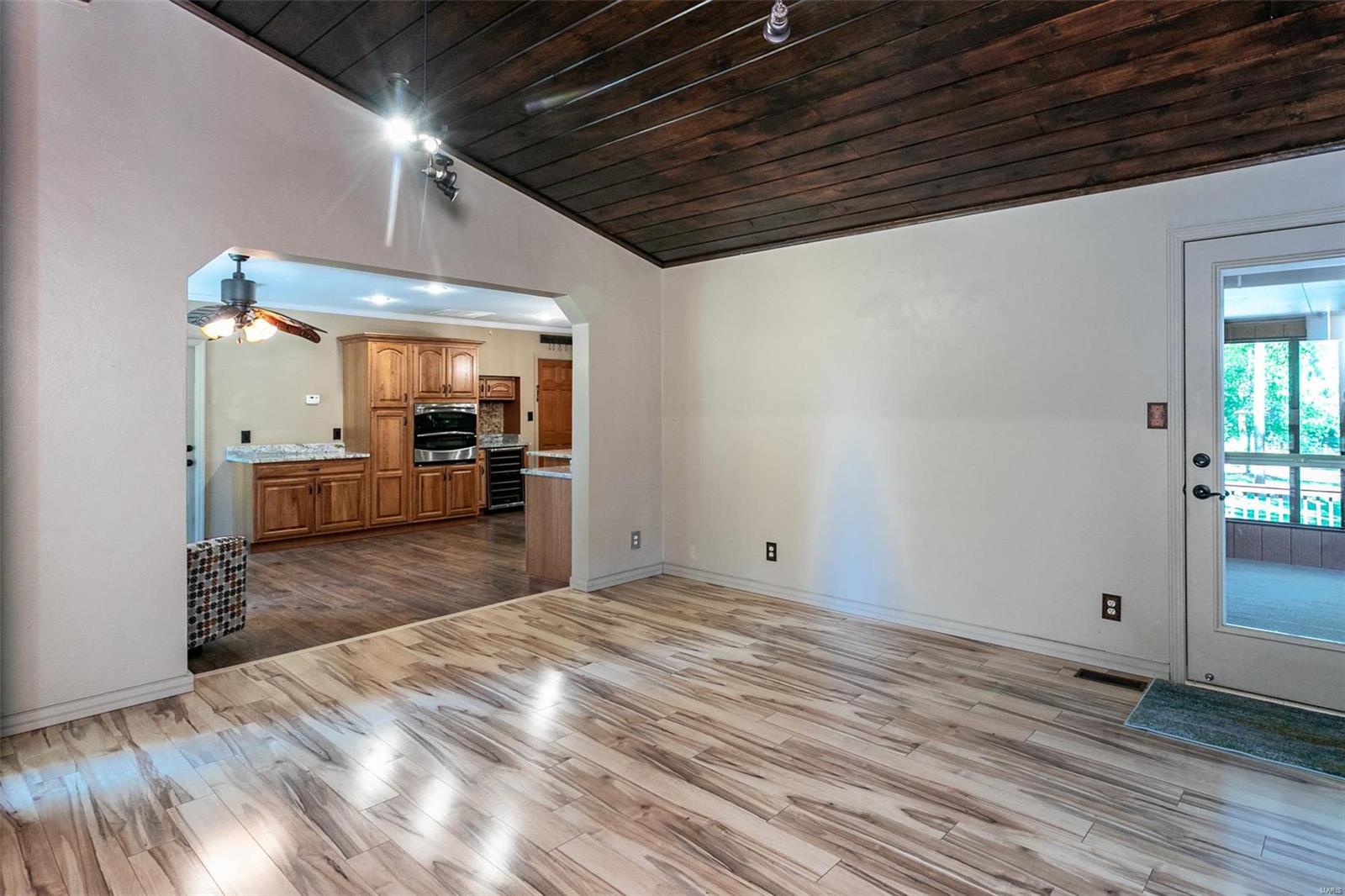 4085 Brighton Bunker Hill Road Brighton, IL 62012 - Photo 24 of 80