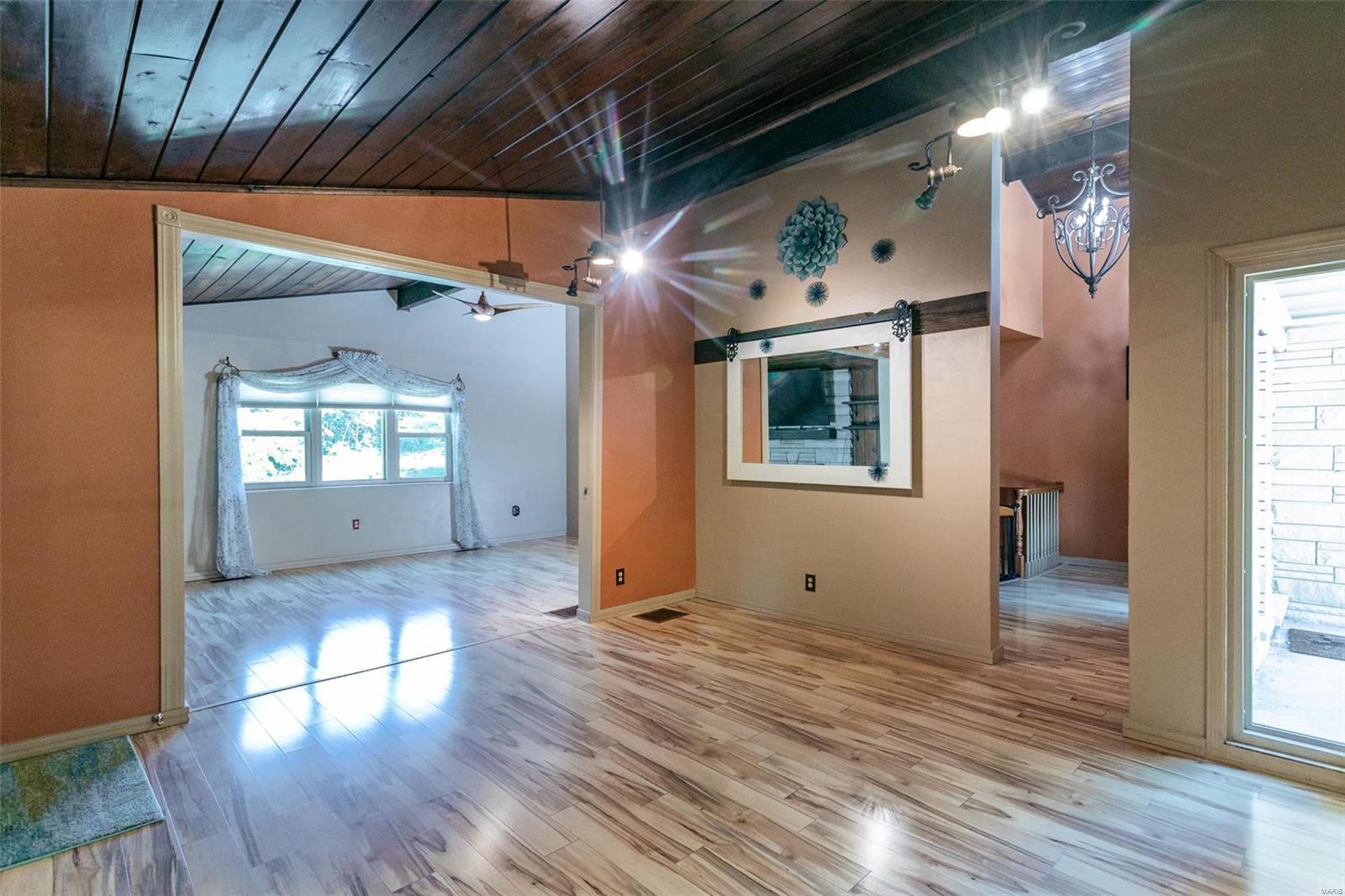 4085 Brighton Bunker Hill Road Brighton, IL 62012 - Photo 26 of 80