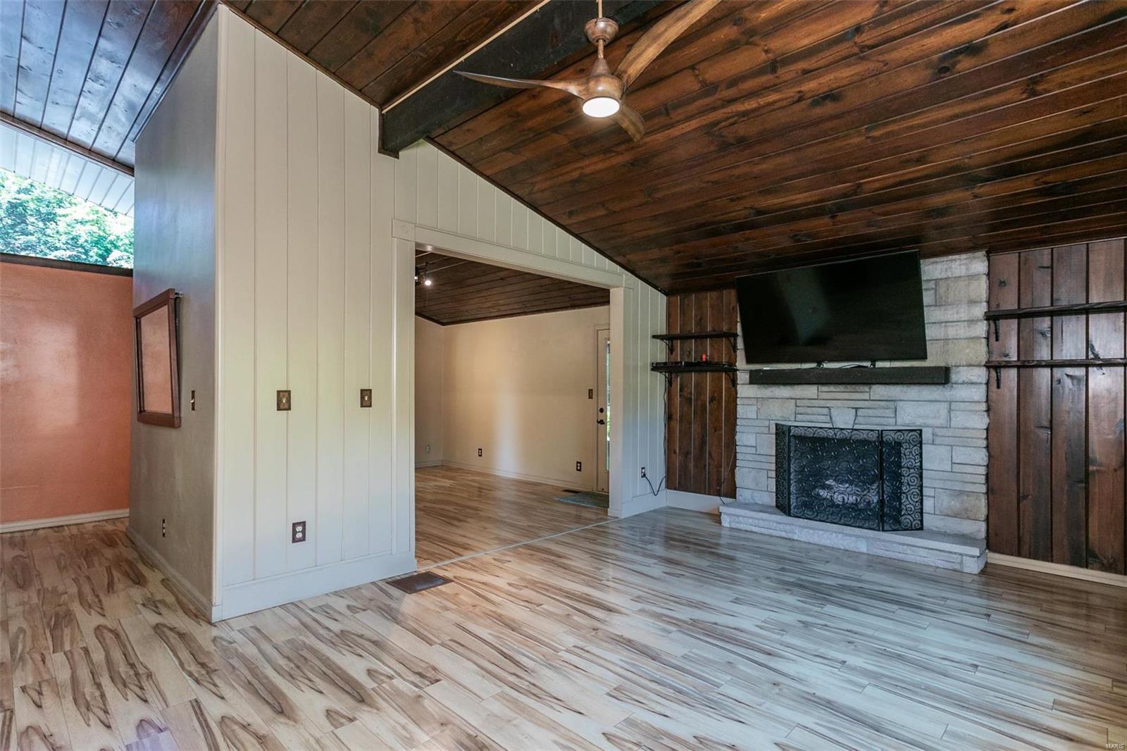 4085 Brighton Bunker Hill Road Brighton, IL 62012 - Photo 27 of 80