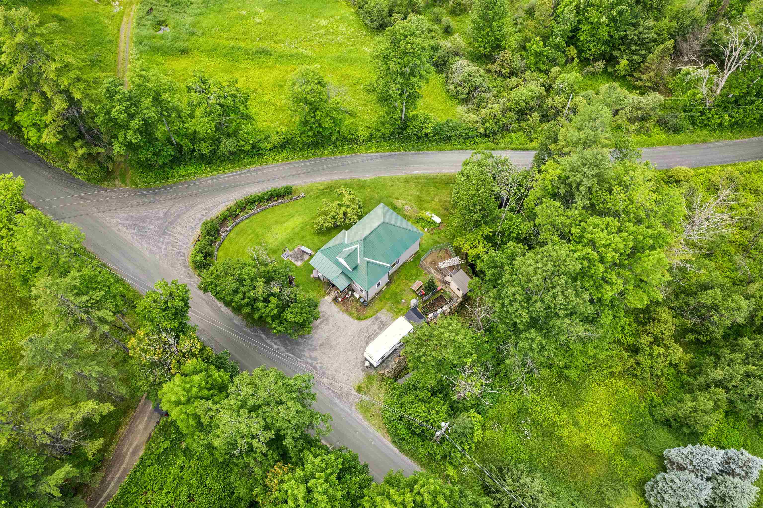 2556 Church Hill Road Woodstock, VT 05091 - Photo 15 of 32 Gallery Image 15