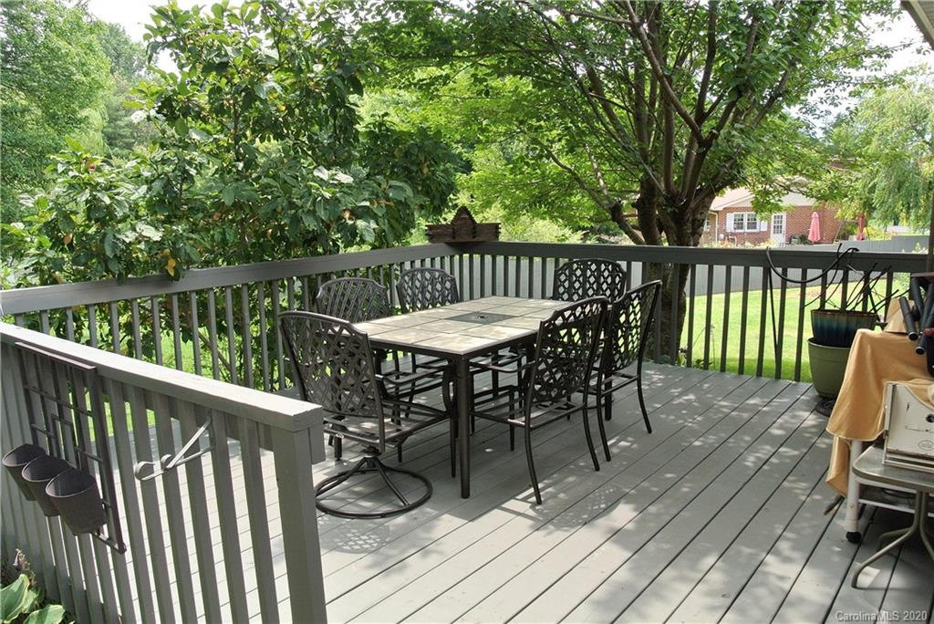 89 Liberty Road Candler, NC 28715 - Photo 20 of 31 Gallery Image 20