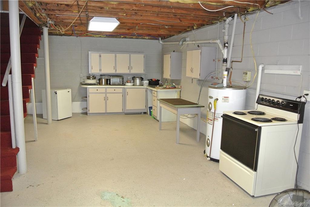89 Liberty Road Candler, NC 28715 - Photo 22 of 31 Gallery Image 22